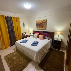 Quarto em Acomodações Particulares Casa #serjo, São Brás de Alportel
